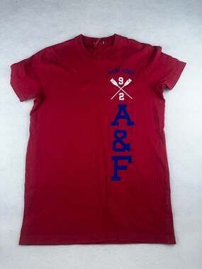 Y2K Abercrombie & Fitch Men's Muscle Fit Red Graphic T-Shirt Size S